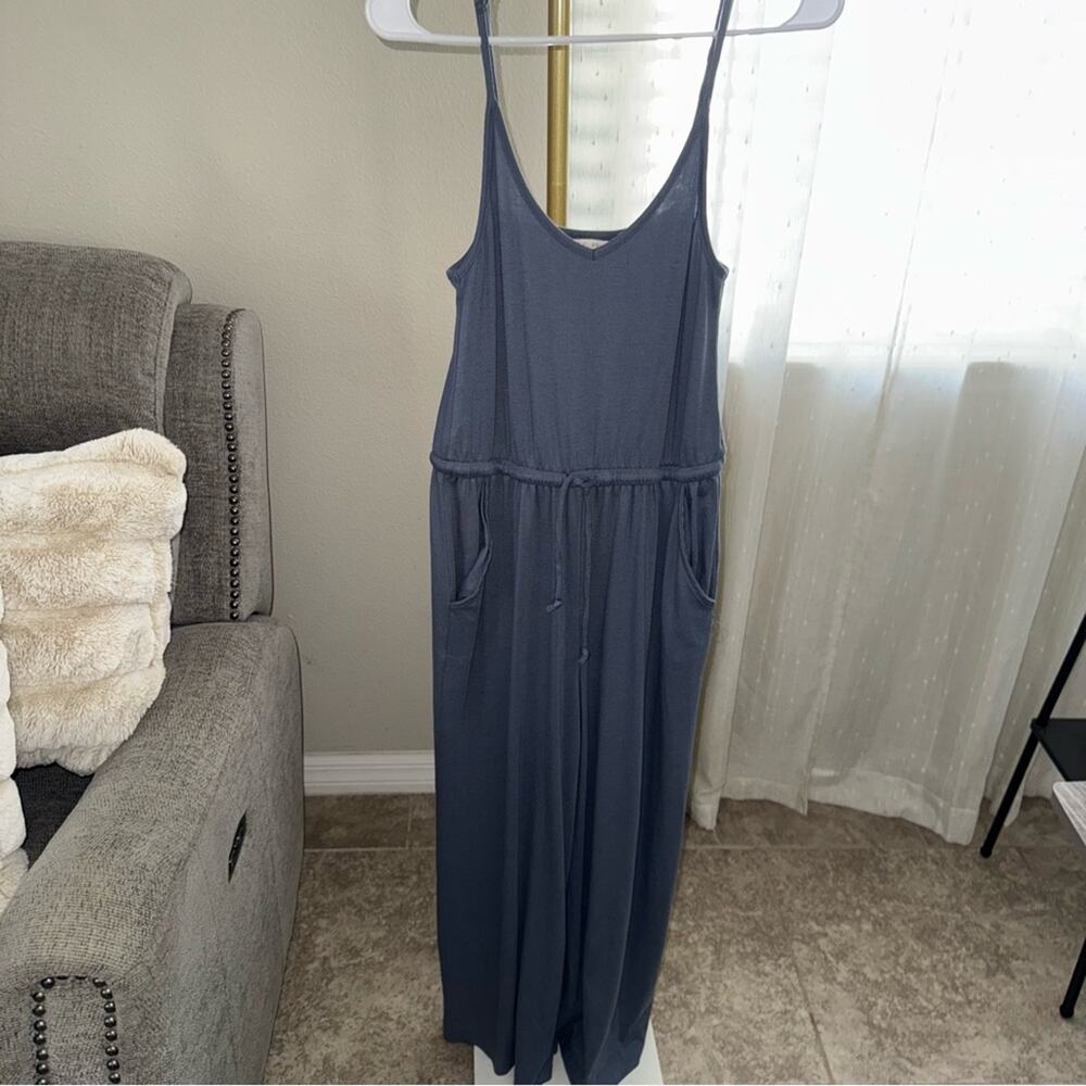 Z Supply Navy jumpsuit romper with pockets
